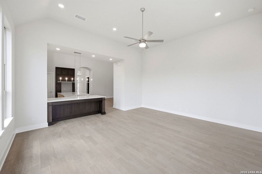 Spacious, unfurnished interior of a new home in Mayfair, New Braunfels (Image 14). Spacious, unfurnished interior of a new home in Mayfair, New Braunfels (Image 14).