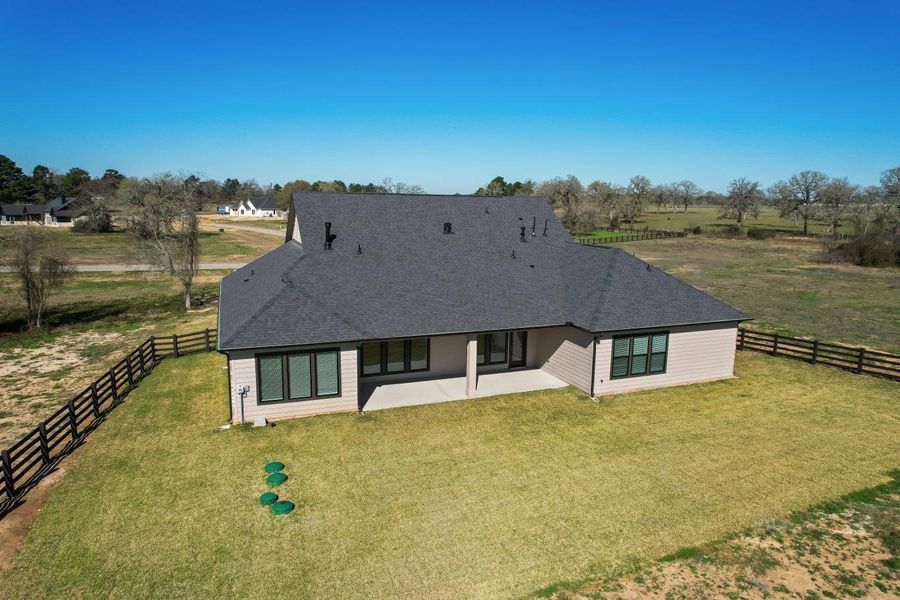 Exterior details and patio area of a home in Chapel Bend, Montgomery (Image 3).
