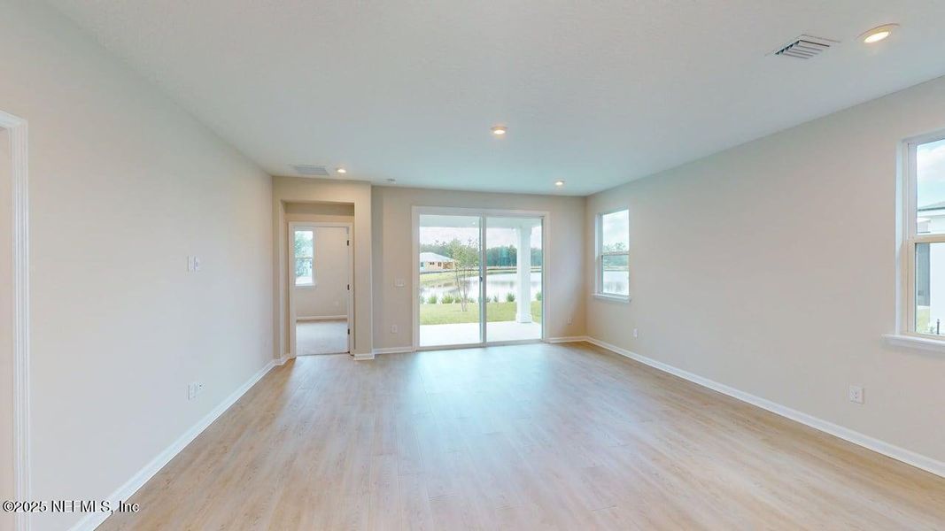 Spacious, unfurnished interior of a new home in RiverTown - Forest, St. Johns (Image 7).