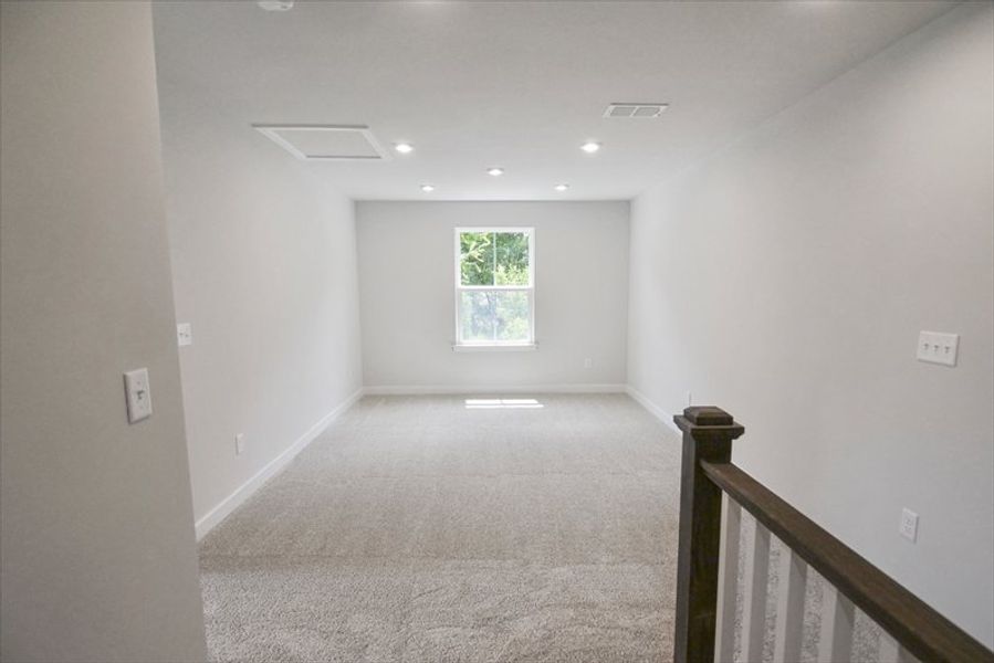 Spacious, unfurnished interior of a new home in Layton Hall, Mauldin (Image 10).
