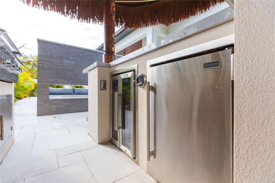 Exterior details and patio area of a home in , Tampa (Image 29).