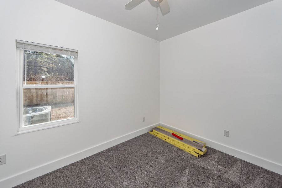 Spacious, unfurnished interior of a new home in , Goose Creek (Image 30).