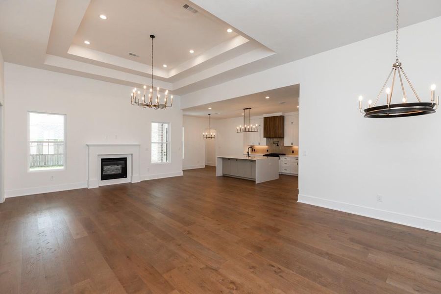 Spacious, unfurnished interior of a new home in , Beaumont (Image 21).