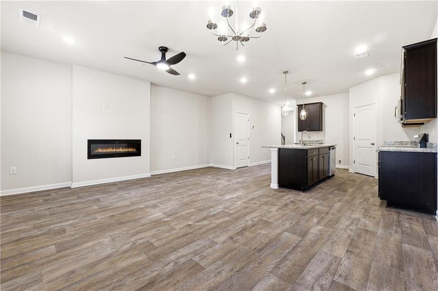 Spacious, unfurnished interior of a new home in Carolina, Palmetto (Image 17).