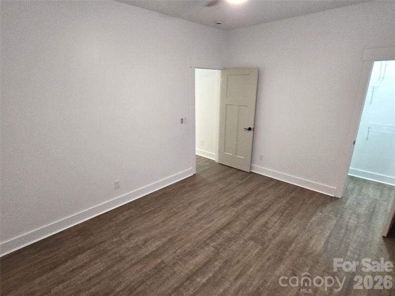 Spacious, unfurnished interior of a new home in , Hickory (Image 16).