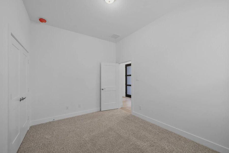 Spacious, unfurnished interior of a new home in Attwater 55s, Waller (Image 9).
