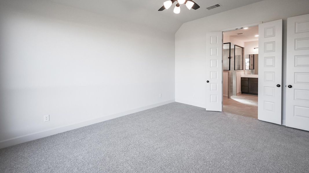 Spacious, unfurnished interior of a new home in Juniper Springs, Lockhart (Image 20).