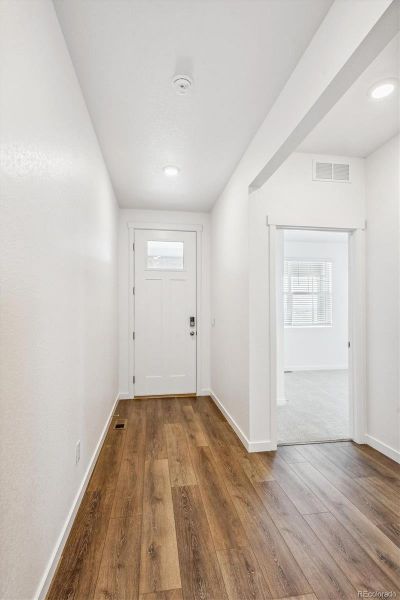 Spacious, unfurnished interior of a new home in Mountain View Ranch, Wellington (Image 13).