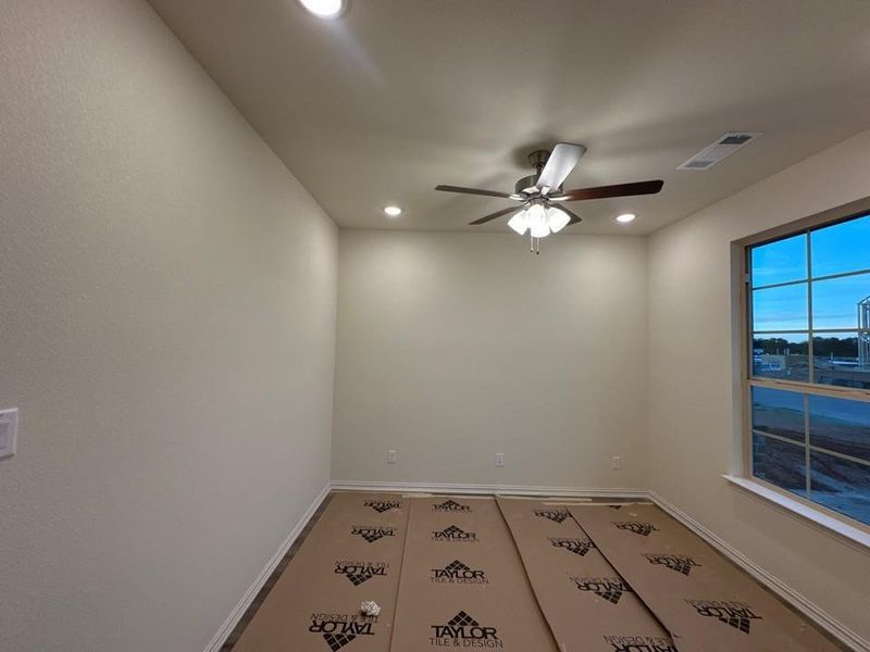 Spacious, unfurnished interior of a new home in Covenant Park, Springtown (Image 5). Spacious, unfurnished interior of a new home in Covenant Park, Springtown (Image 5).