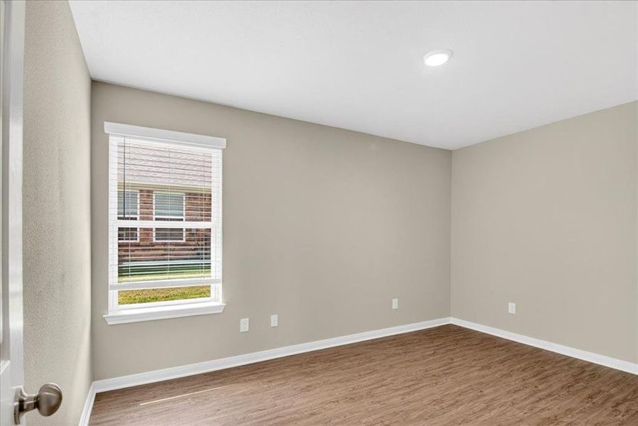 Spacious, unfurnished interior of a new home in , Robinson (Image 28).