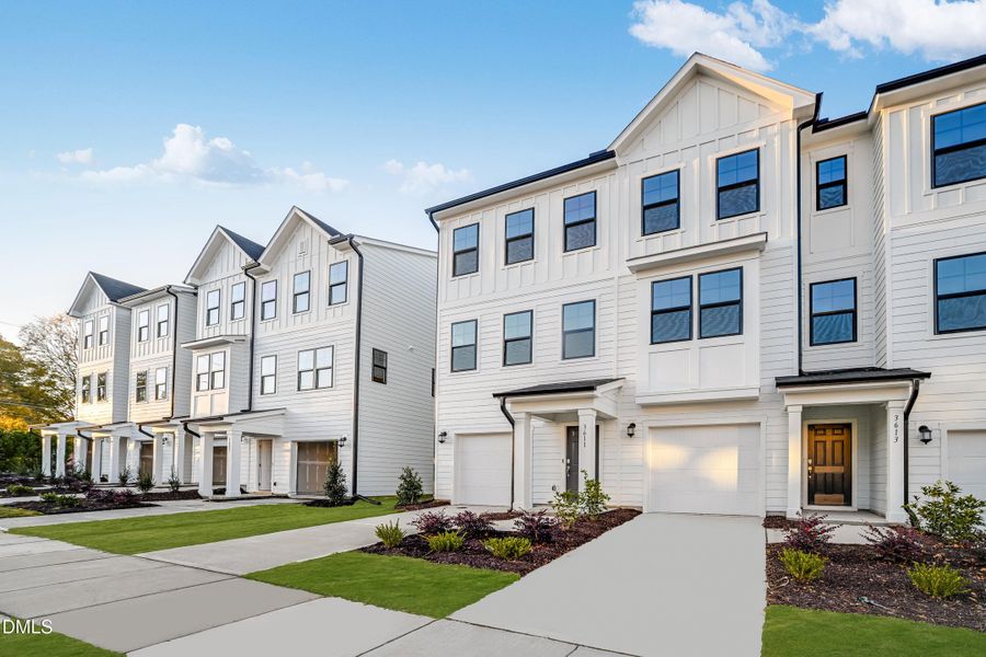 SUN_ElmGrove_Pic_Wyatt_Front_3of3 SUN_ElmGrove_Pic_Wyatt_Front_3of3