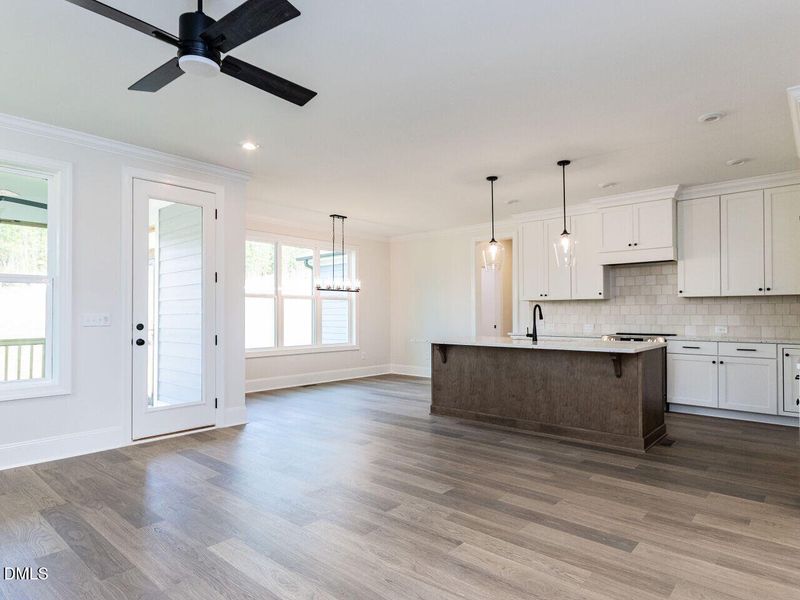 009-1280x960-living-room 009-1280x960-living-room