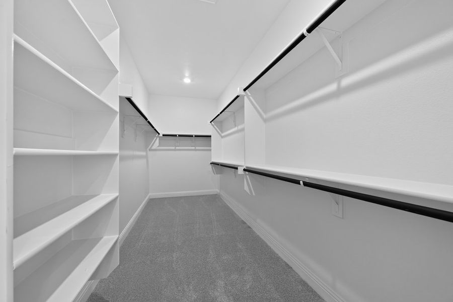 Spacious, unfurnished interior of a new home in The Ridge at Northlake, Northlake (Image 12).