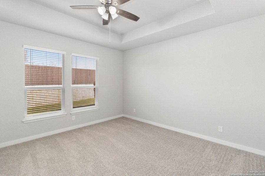 Spacious, unfurnished interior of a new home in Emma Park, Buda (Image 22). Spacious, unfurnished interior of a new home in Emma Park, Buda (Image 22).