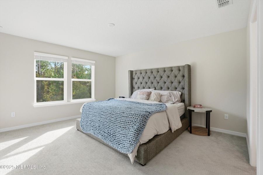 Furnished interior view inside a new home in , Middleburg (Image 8).
