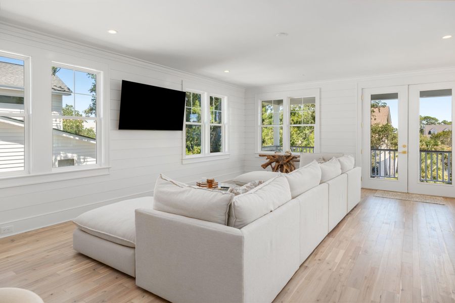 Furnished interior view inside a new home in , Edisto Island (Image 28). Furnished interior view inside a new home in , Edisto Island (Image 28).
