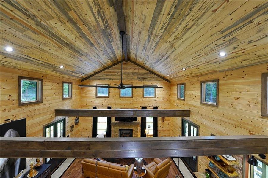 Image 44 of a home in .