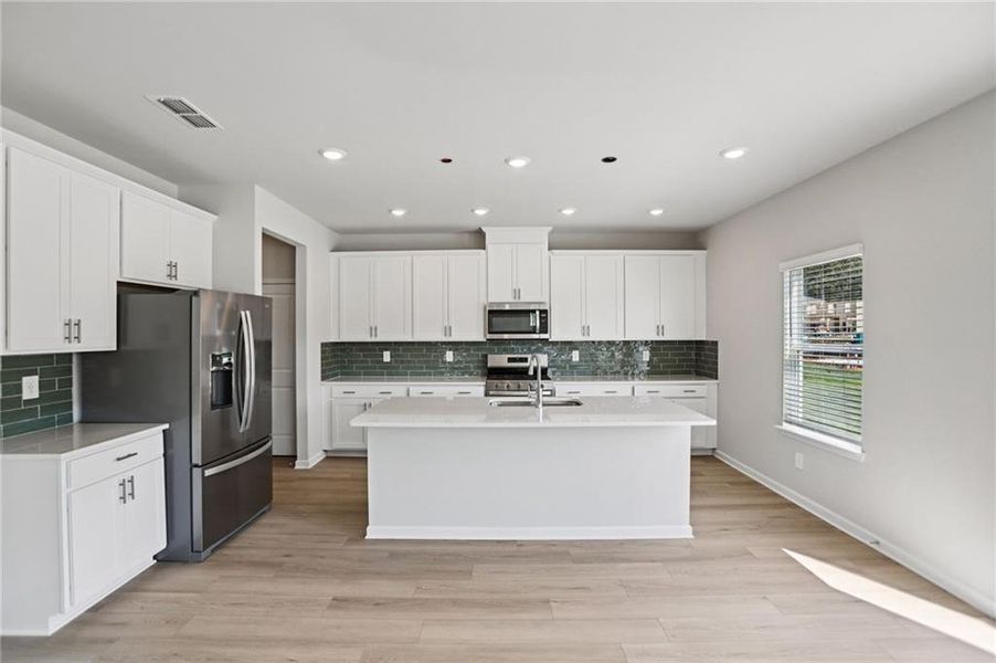 Furnished interior view inside a new home in Creekside at Oxford Park, Fairburn (Image 15). Furnished interior view inside a new home in Creekside at Oxford Park, Fairburn (Image 15).