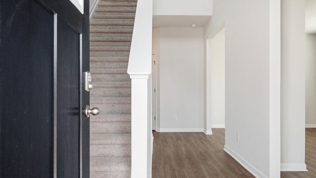 Spacious, unfurnished interior of a new home in Oakchase at Hampton, Hampton (Image 11).