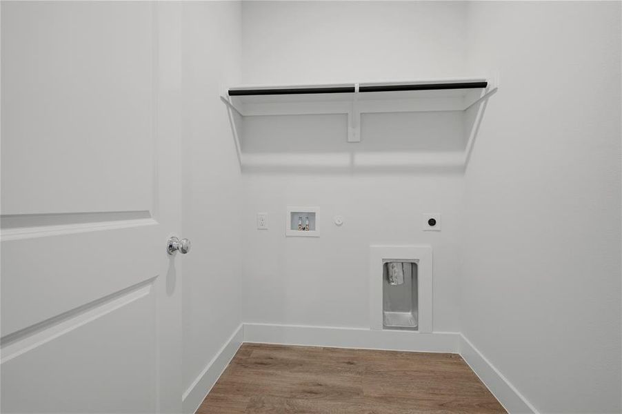 Spacious, unfurnished interior of a new home in , Forney (Image 22). Spacious, unfurnished interior of a new home in , Forney (Image 22).