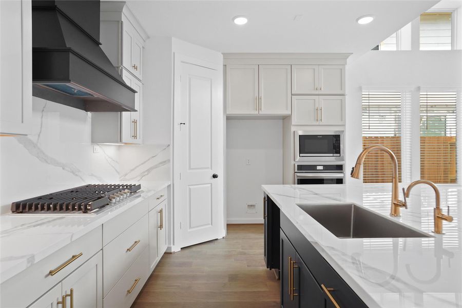 *REPRESENTATIONAL PHOTO* Astonishing Kitchen with the Perfect Combination of Hand Selected Options *REPRESENTATIONAL PHOTO* Astonishing Kitchen with the Perfect Combination of Hand Selected Options