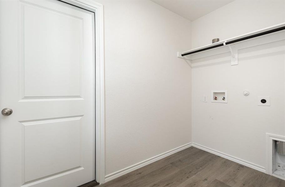 Spacious, unfurnished interior of a new home in , Royse City (Image 11). Spacious, unfurnished interior of a new home in , Royse City (Image 11).