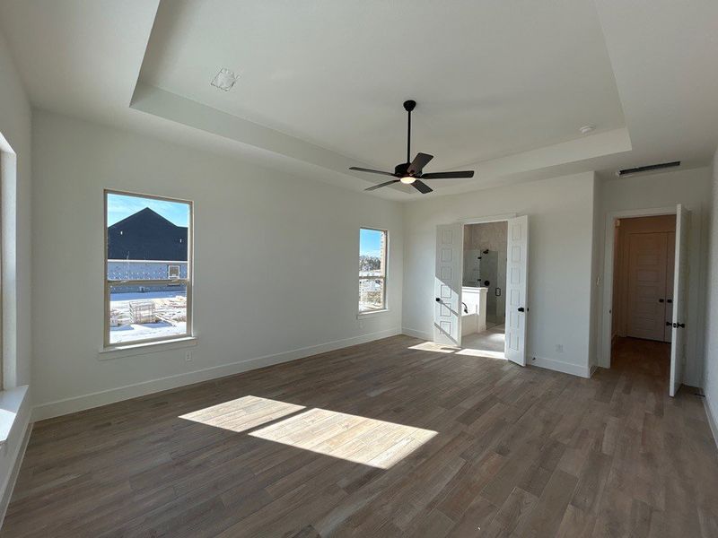 Spacious, unfurnished interior of a new home in Creekview Addition, Van Alstyne (Image 23).