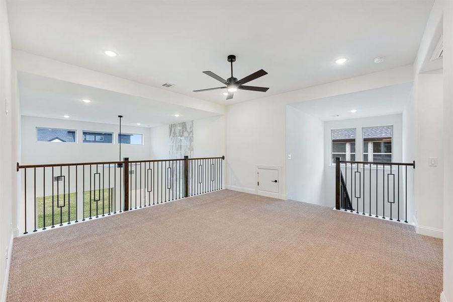 Spacious, unfurnished interior of a new home in Windsong Ranch Classic 61, Prosper (Image 24). Spacious, unfurnished interior of a new home in Windsong Ranch Classic 61, Prosper (Image 24).