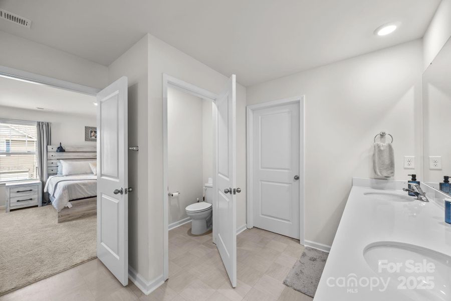 Image 29 of a home in .