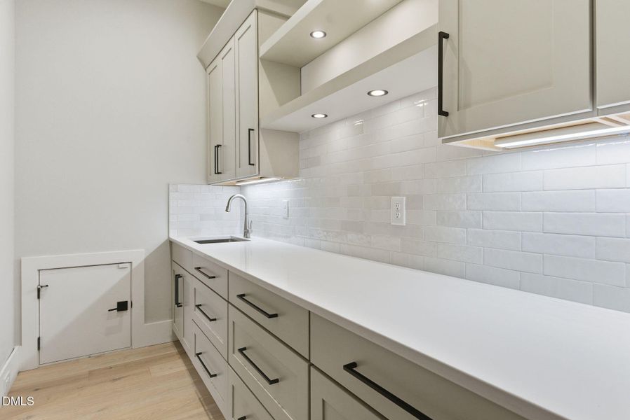 403 Carolyn Court-57