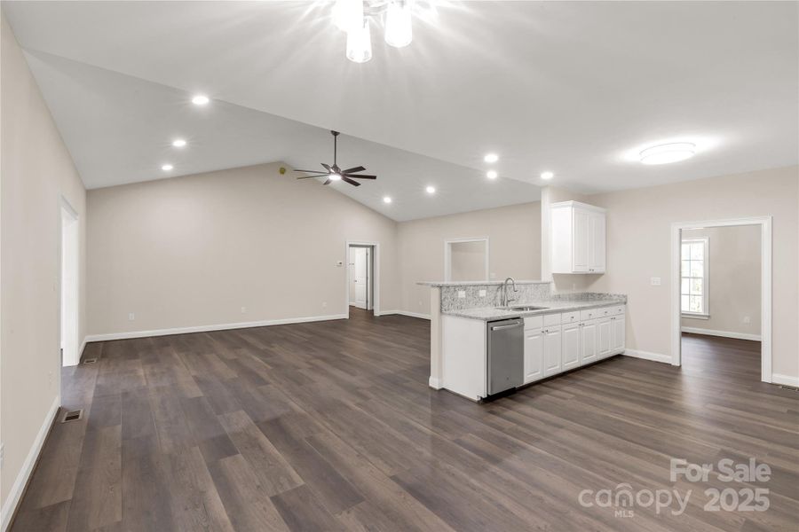 Image 37 of a home in .