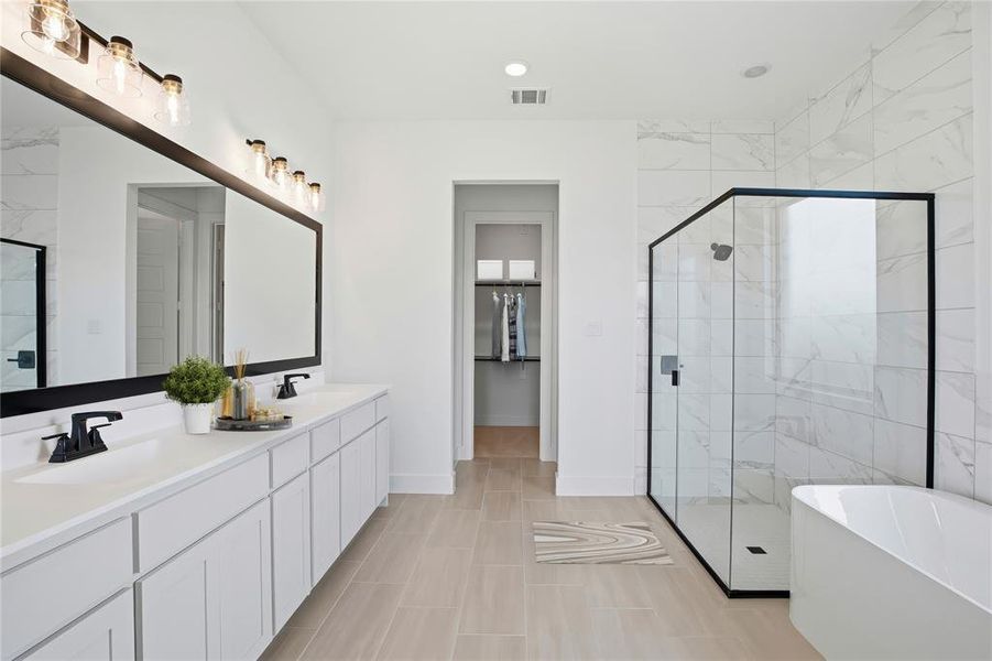 Furnished interior view inside a new home in Talon Hills, Fort Worth (Image 9). Furnished interior view inside a new home in Talon Hills, Fort Worth (Image 9).