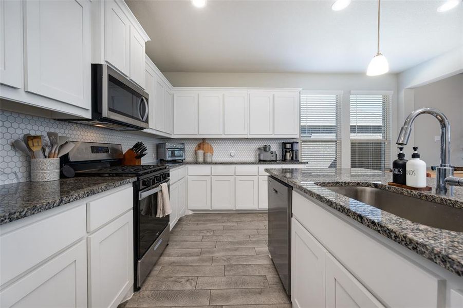 Furnished interior view inside a new home in , Krum (Image 14).