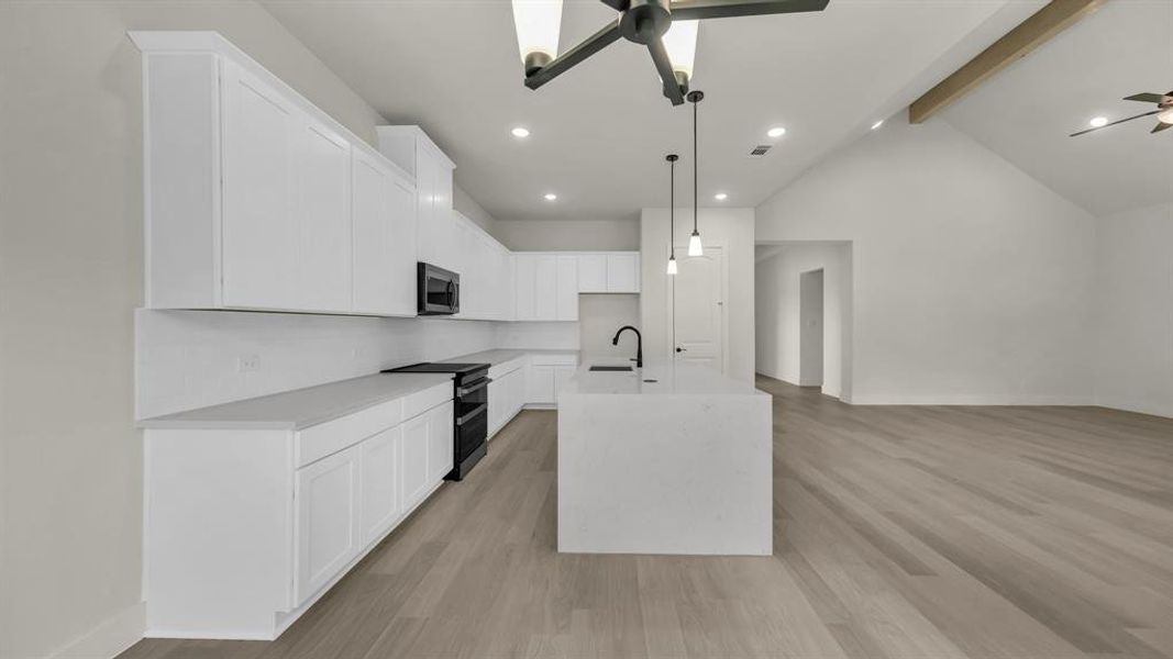 Furnished interior view inside a new home in Freeman Ranch, Weatherford (Image 14).