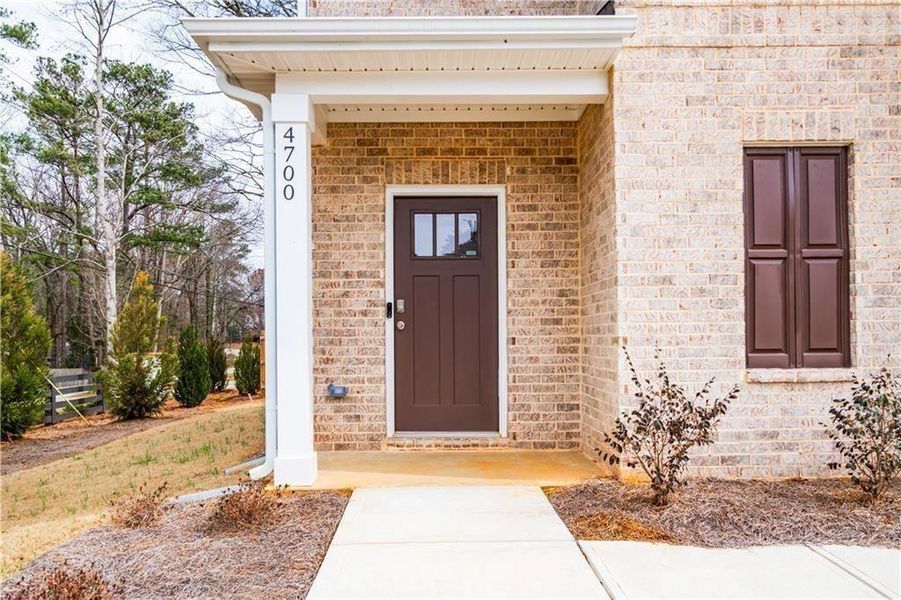 Exterior details and patio area of a home in , Atlanta (Image 31).