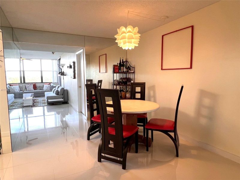 Image 12 of a home in .