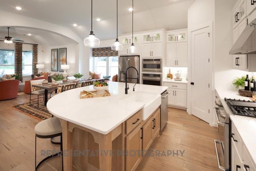 Furnished interior view inside a new home in Evergreen, Conroe (Image 22).