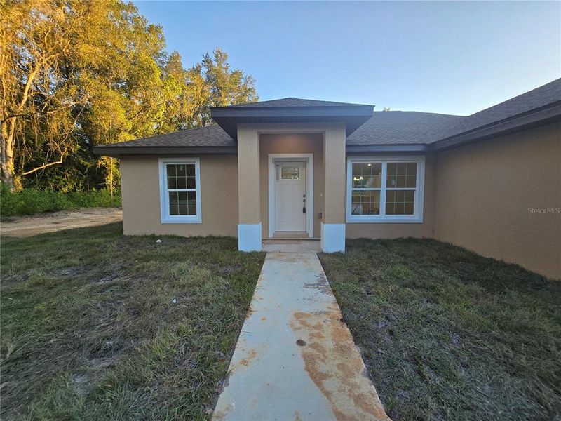 Exterior details and patio area of a home in , Ocala (Image 17). Exterior details and patio area of a home in , Ocala (Image 17).
