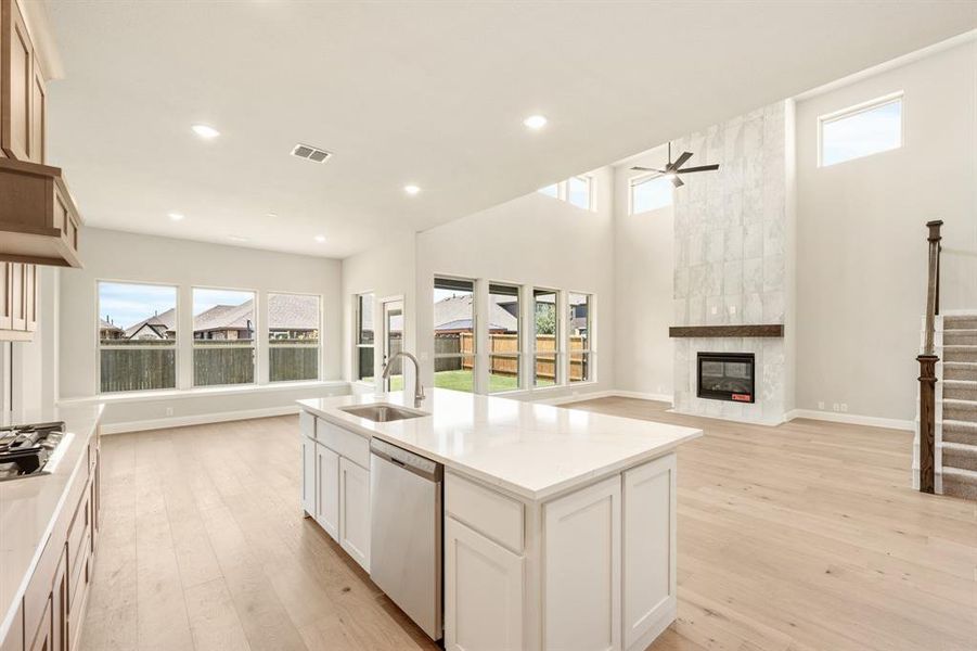 Furnished interior view inside a new home in Somerset Classic 70s & 80s, Mansfield (Image 10).