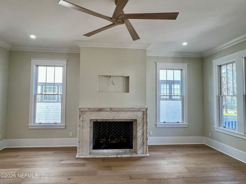 Spacious, unfurnished interior of a new home in , Jacksonville (Image 79).