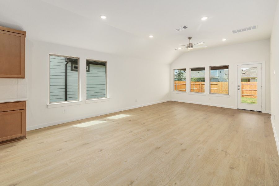 Spacious, unfurnished interior of a new home in Prairie Winds, Hutto (Image 14). Spacious, unfurnished interior of a new home in Prairie Winds, Hutto (Image 14).