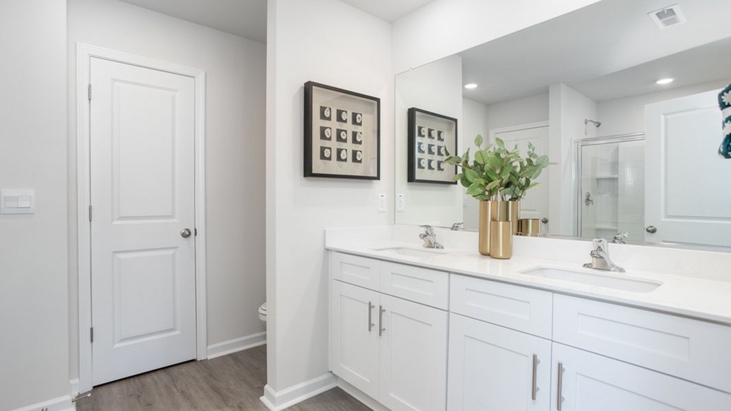 Furnished interior view inside a new home in Henley Ridge, Graham (Image 16).
