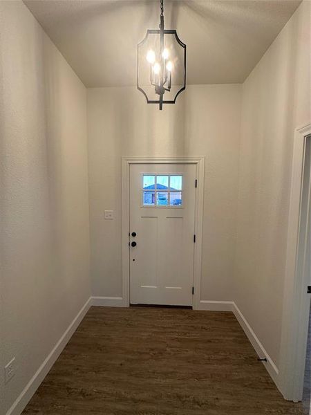 Spacious, unfurnished interior of a new home in , Abilene (Image 9).