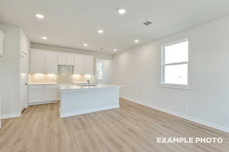 Image 32 representing the The Colorado F by Davidson Homes LLC in Spring Branch Crossing, Conroe, TX.