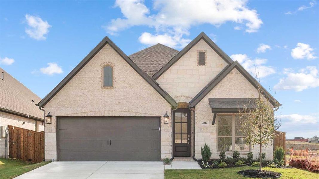 Front exterior of a new home in Devonshire - Reserve 45', Forney, TX, highlighting curb appeal (Image 2). Front exterior of a new home in Devonshire - Reserve 45', Forney, TX, highlighting curb appeal (Image 2).