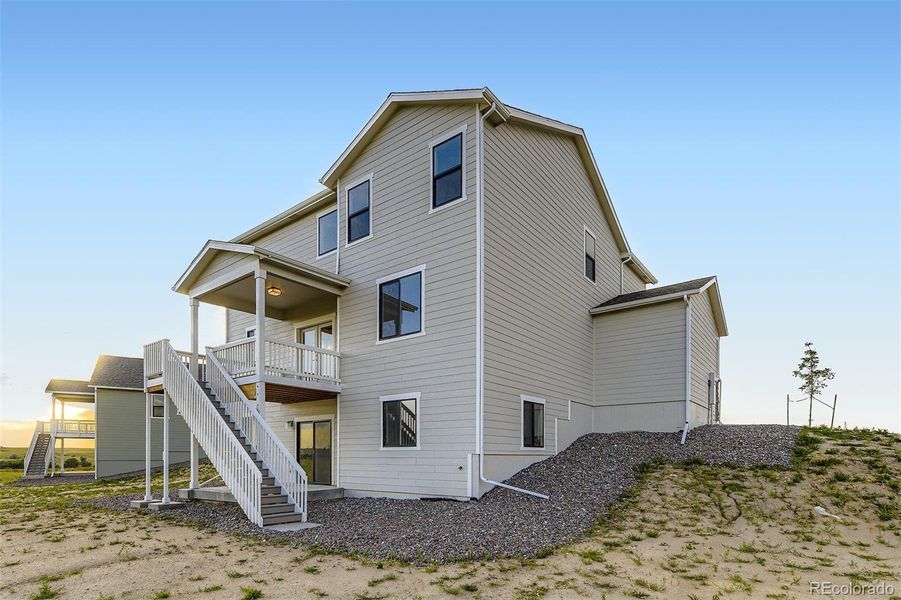 Exterior details and patio area of a home in , Elizabeth (Image 19).