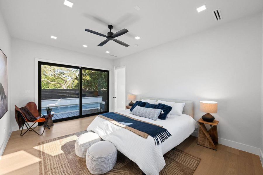 Furnished interior view inside a new home in , Austin (Image 16). Furnished interior view inside a new home in , Austin (Image 16).