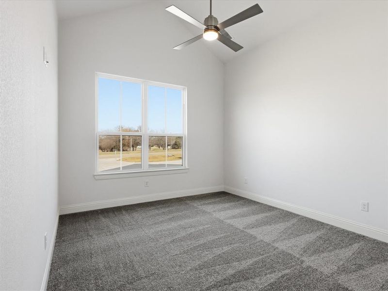 Spacious, unfurnished interior of a new home in , Granbury (Image 20).