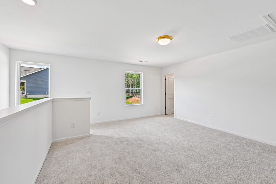 Spacious, unfurnished interior of a new home in Edgewater - The Links, Lancaster (Image 24).