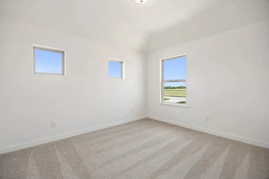 Spacious, unfurnished interior of a new home in Azalea, Brookshire (Image 19).